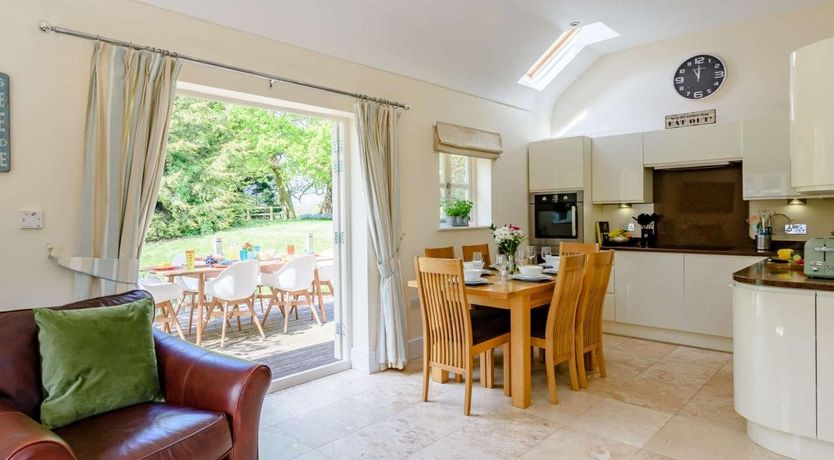 Photo of 3 Bed in Ledsham