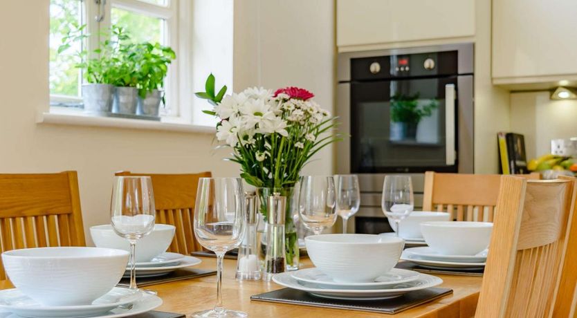 Photo of 3 Bed in Ledsham