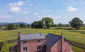 Photo of in Madley (83659)