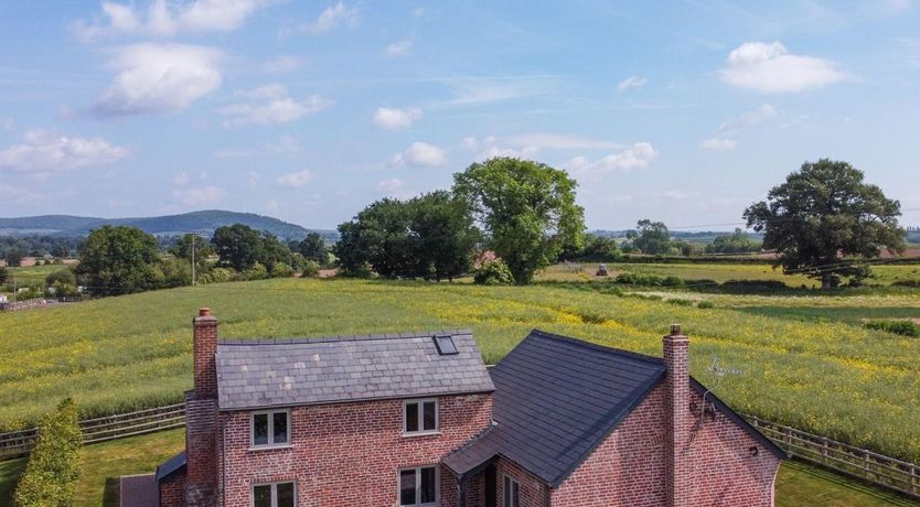 Photo of in Madley (83659)