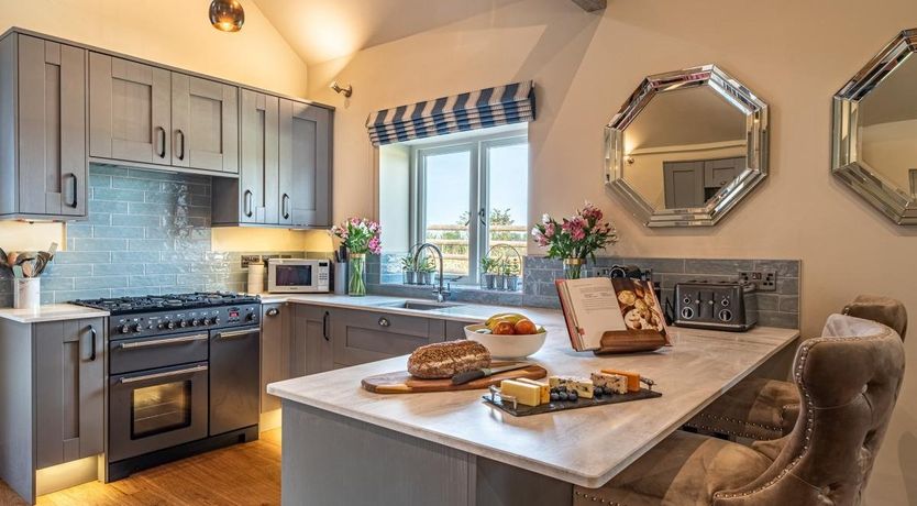 Photo of 3 Bed in Madley