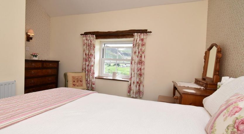 Photo of 2 Bed in Newlands