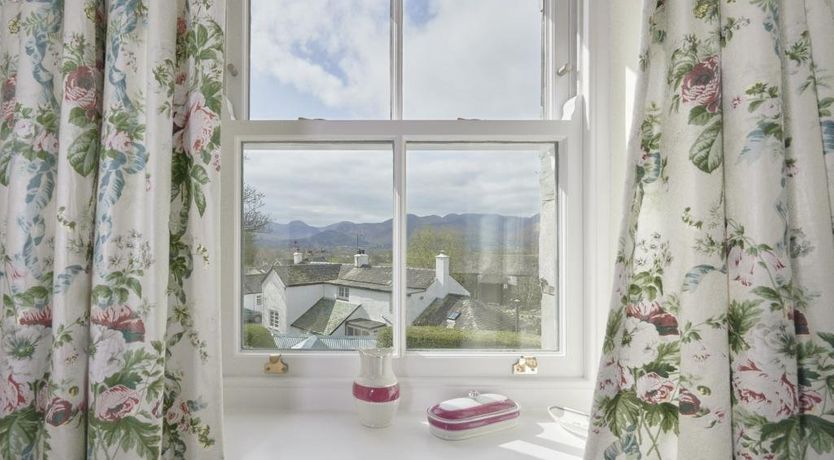 Photo of 4 Bed in Applethwaite