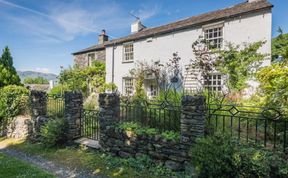 Photo of in Applethwaite (SZ434)