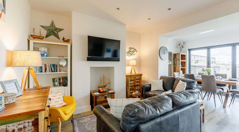 Photo of 3 Bed in Seahouses