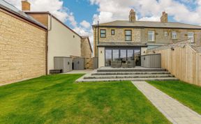 Photo of 3 Bed in Seahouses