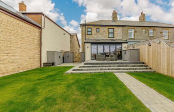 in Seahouses (81331) Holiday Home