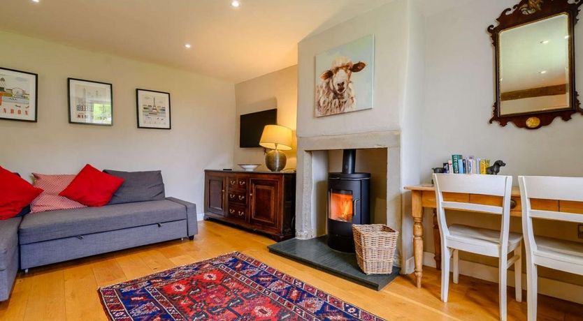 Photo of 4 Bed in Thornthwaite