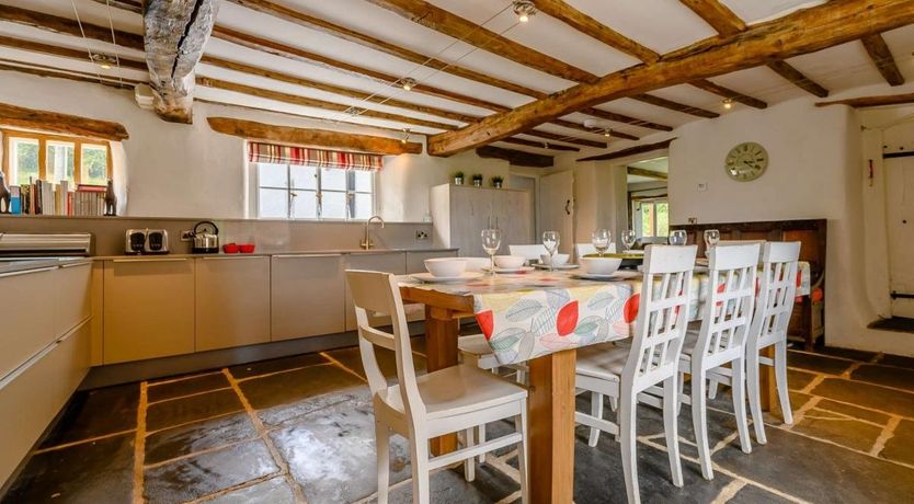 Photo of 4 Bed in Thornthwaite