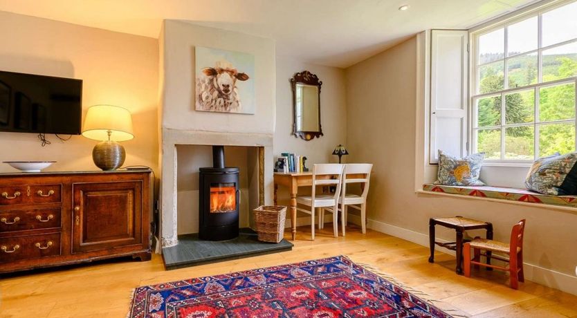 Photo of 4 Bed in Thornthwaite