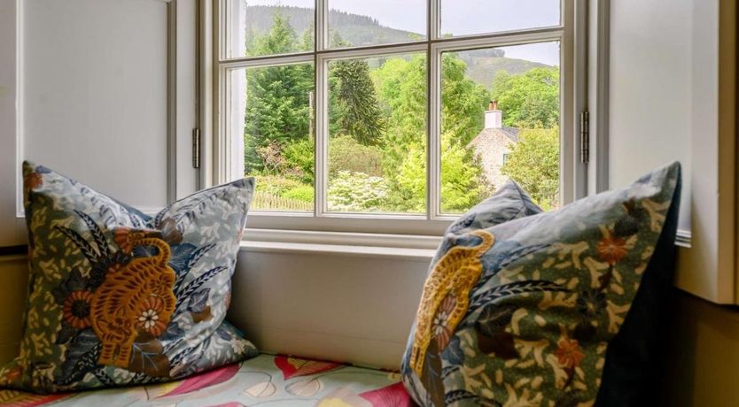 Photo of 4 Bed in Thornthwaite