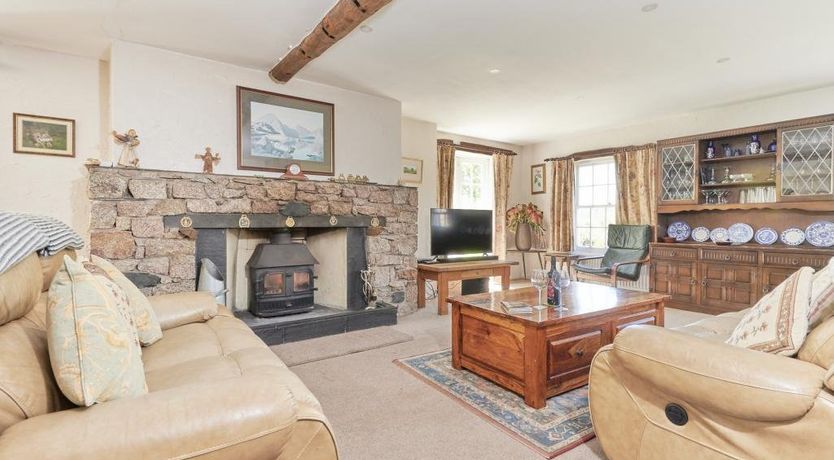 Photo of 7 Bed in Birkby