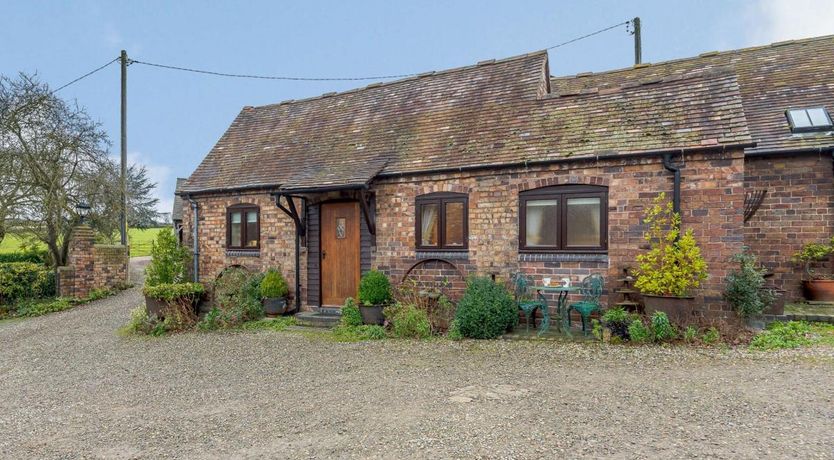 Photo of 1 Bed in Leighton