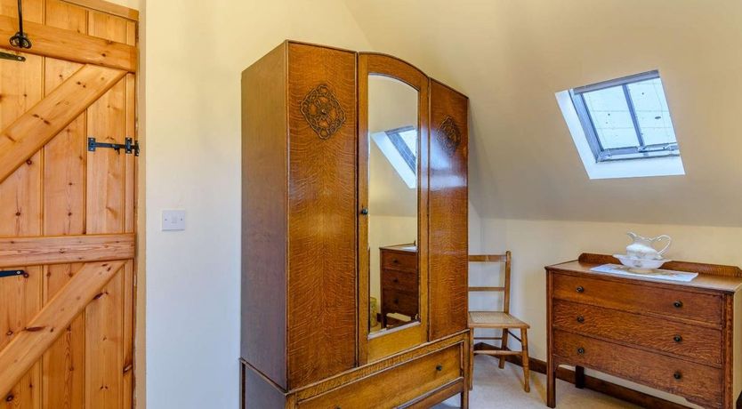 Photo of 2 Bed in Leighton