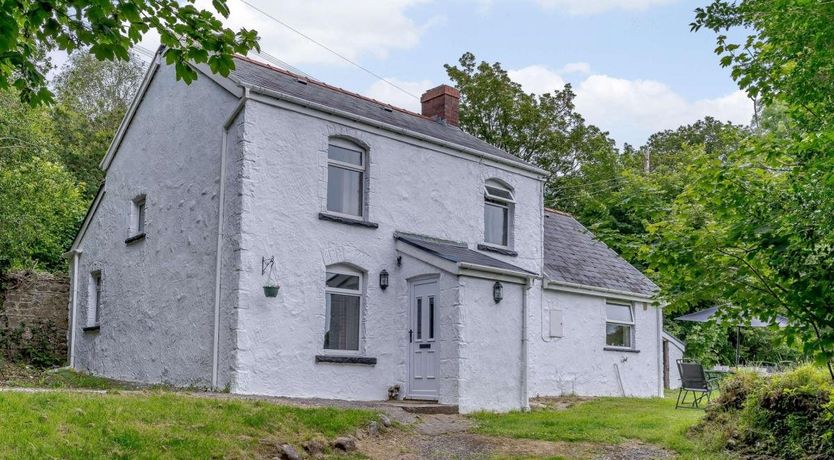 Photo of Cottage in South Wales