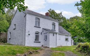 Photo of Cottage in South Wales