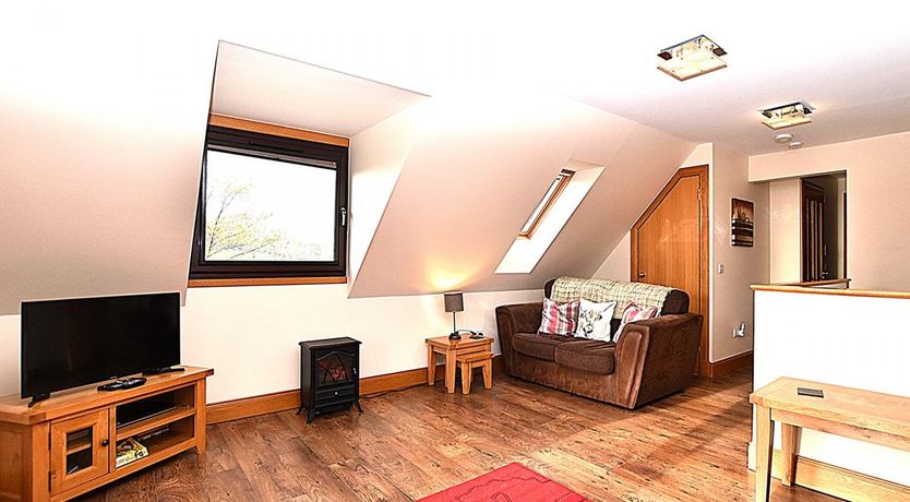 Photo of 3 Bed in Forgandenny