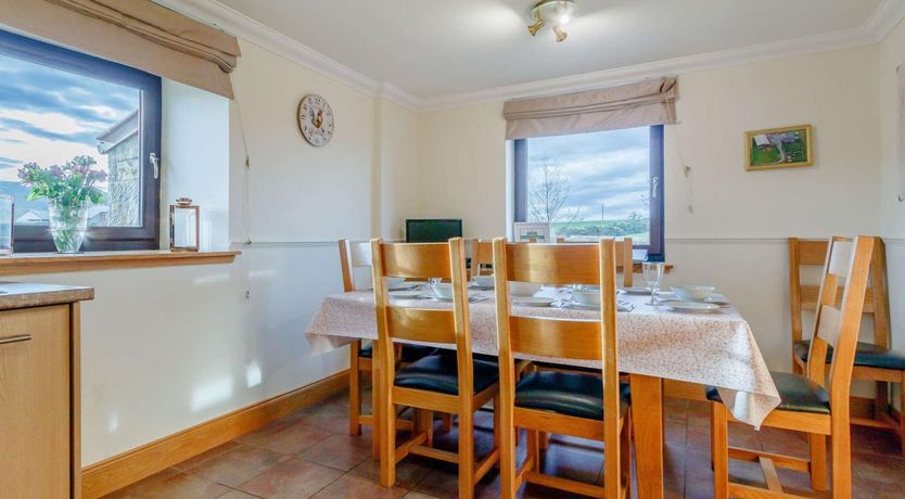 Photo of 3 Bed in Perth