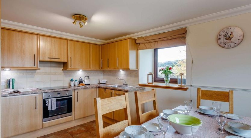 Photo of 3 Bed in Forgandenny