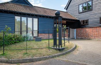 in Hadleigh  (87956) Holiday Cottage