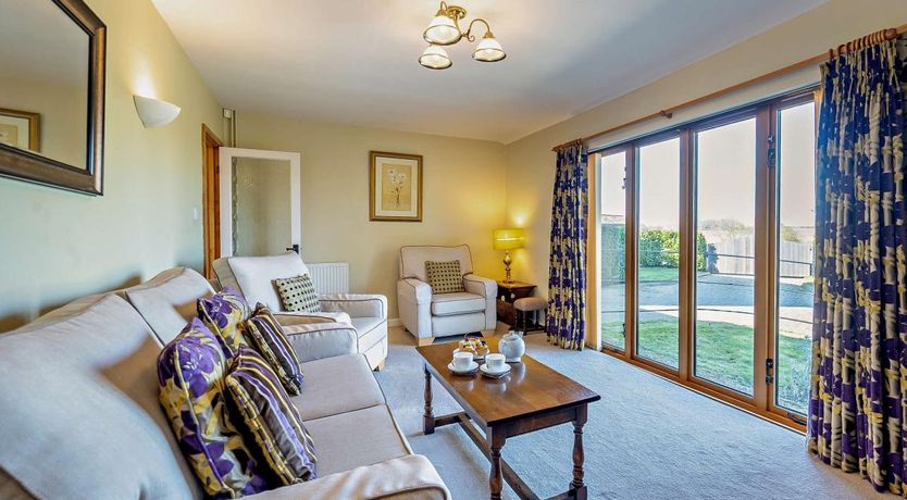 Photo of 2 Bed in Hadleigh