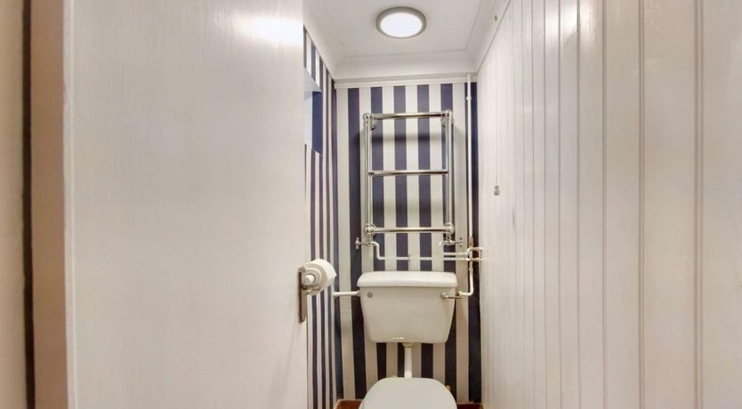 Photo of 2 Bed in Port Eynon