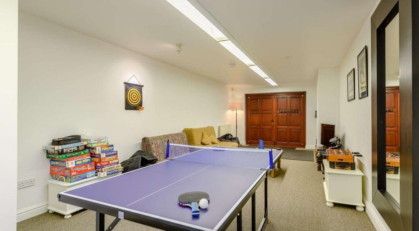 Photo of 7 Bed in Redmarley