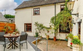 Photo of Cottage in Derbyshire