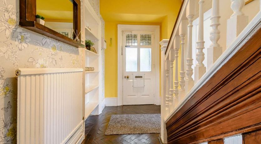 Photo of 2 Bed in Londesborough