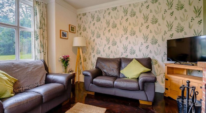 Photo of 2 Bed in Londesborough