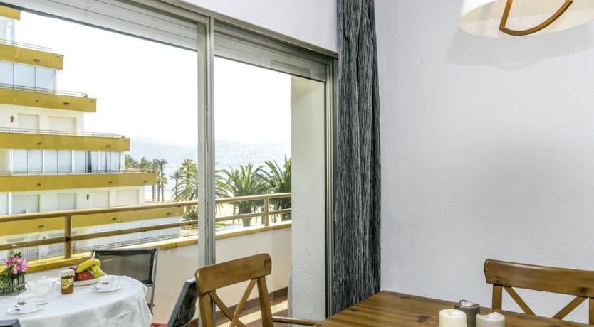 Photo of Roses Holiday Center Apartment 2