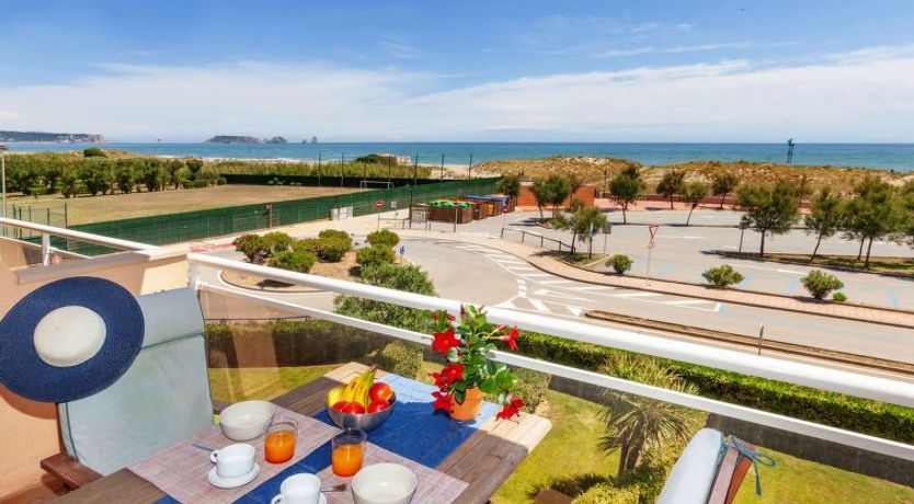 Photo of Port Pals B II Apartment 2