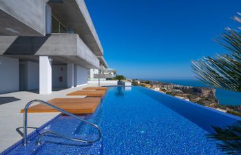 Blue Infinity 1 Apartment