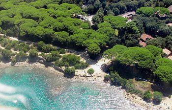 Red Stones Holiday Home