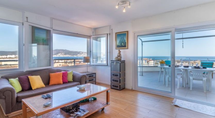 Photo of Club Nautic Apartment 2