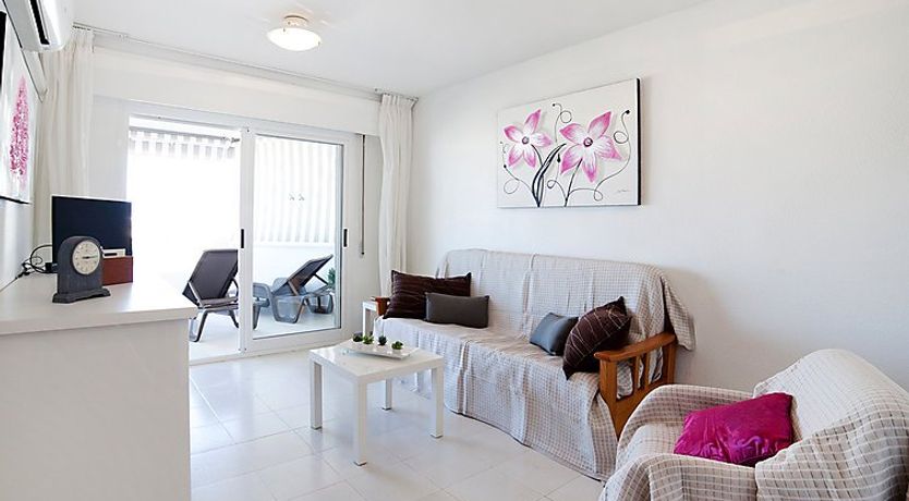 Photo of Esmeralda 02 Apartment 2