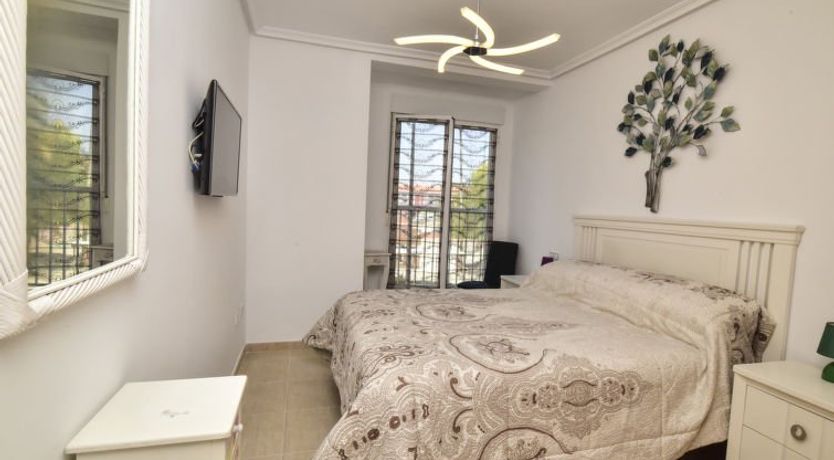 Photo of Jardines del Montgo Apartment 2