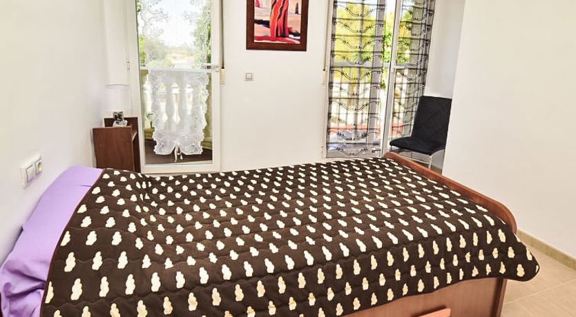 Photo of Jardines del Montgo Apartment 2