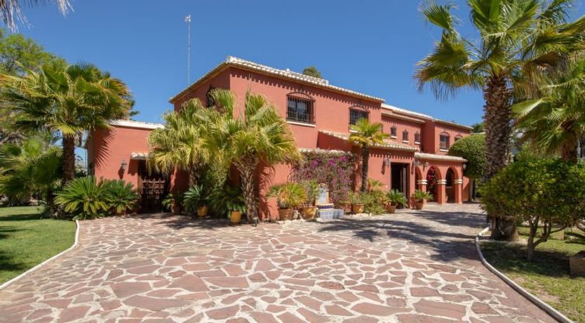 Photo of Villa Adelfa