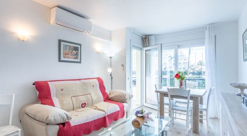 Photo of Port Salins