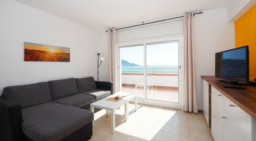 Photo of Roses Holiday Center Apartment 16