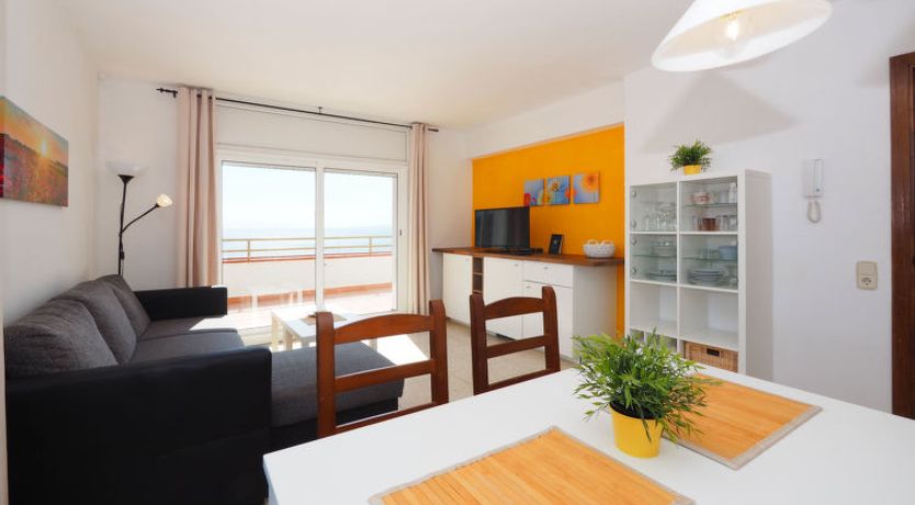 Photo of Roses Holiday Center Apartment 16