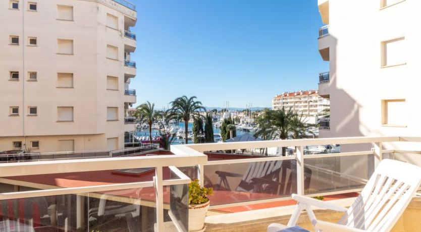 Photo of Club Nautic Apartment 10