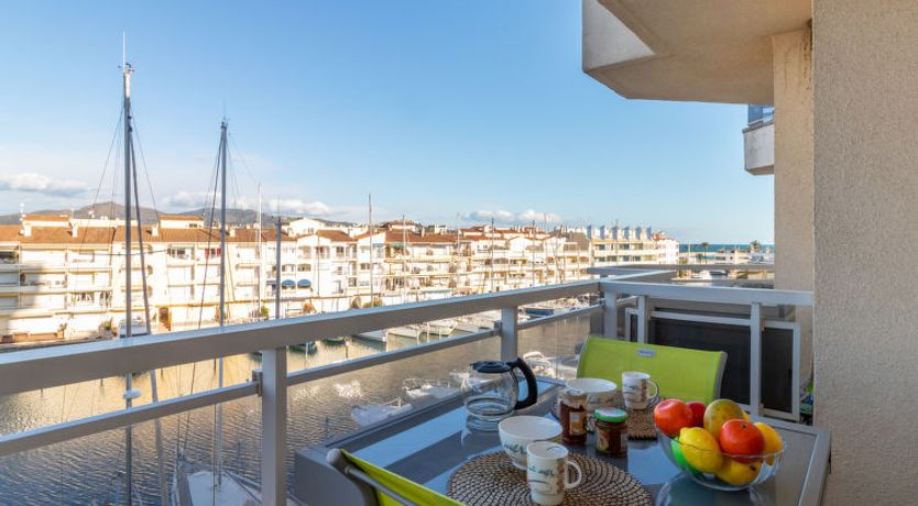 Photo of Club Nautic Apartment 24