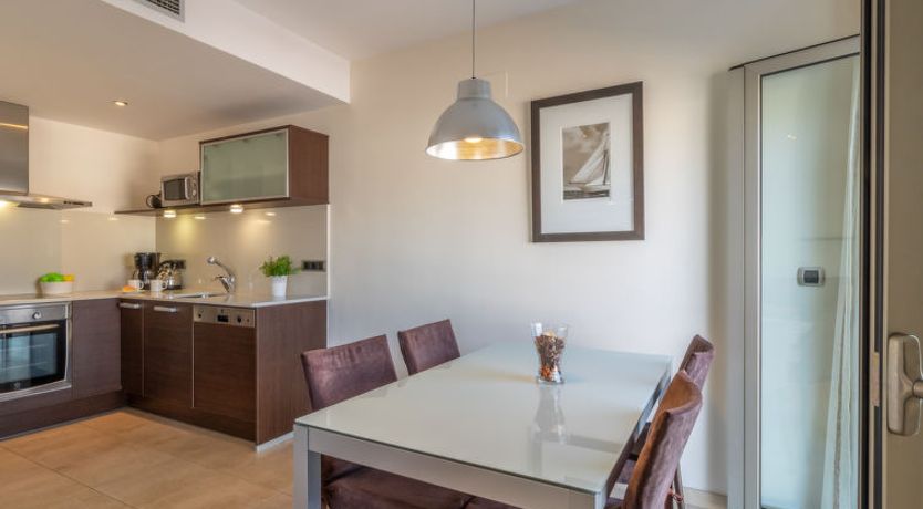 Photo of Del Port Apartment 5