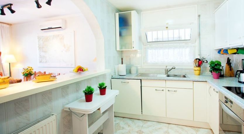 Photo of Requesens canal