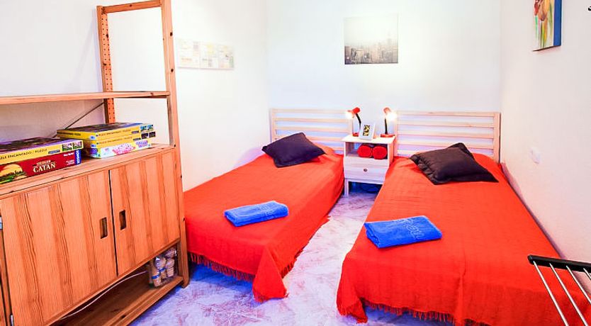 Photo of Requesens canal