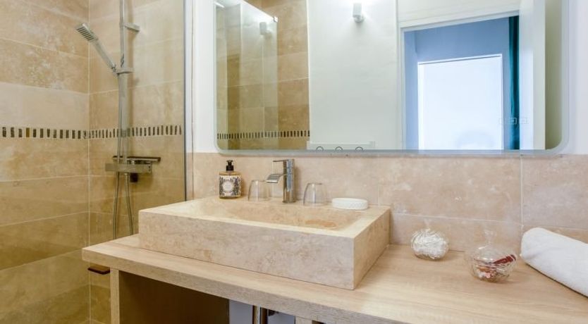 Photo of Saint James Apartment 13