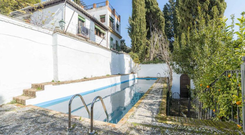 Photo of Carmen Del Agua