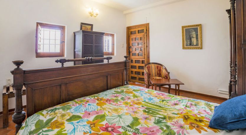 Photo of Carmen Del Agua